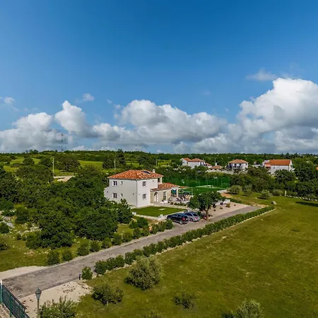 Lumi Zadarvillas Villa *